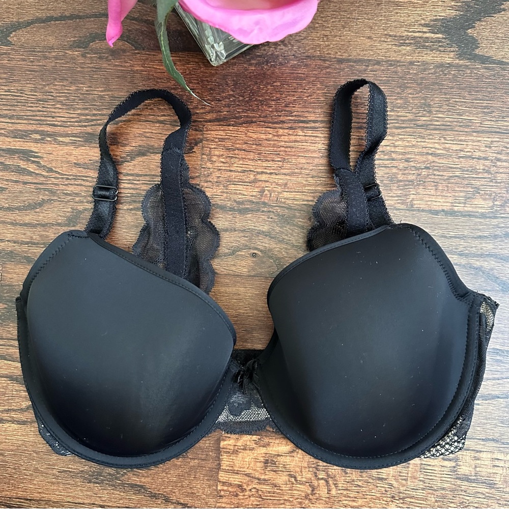 Wacoal Fire & Lace contour lace bra, size 34DDD
